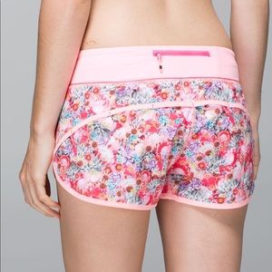 Lululemon Speed Shorts-EUC